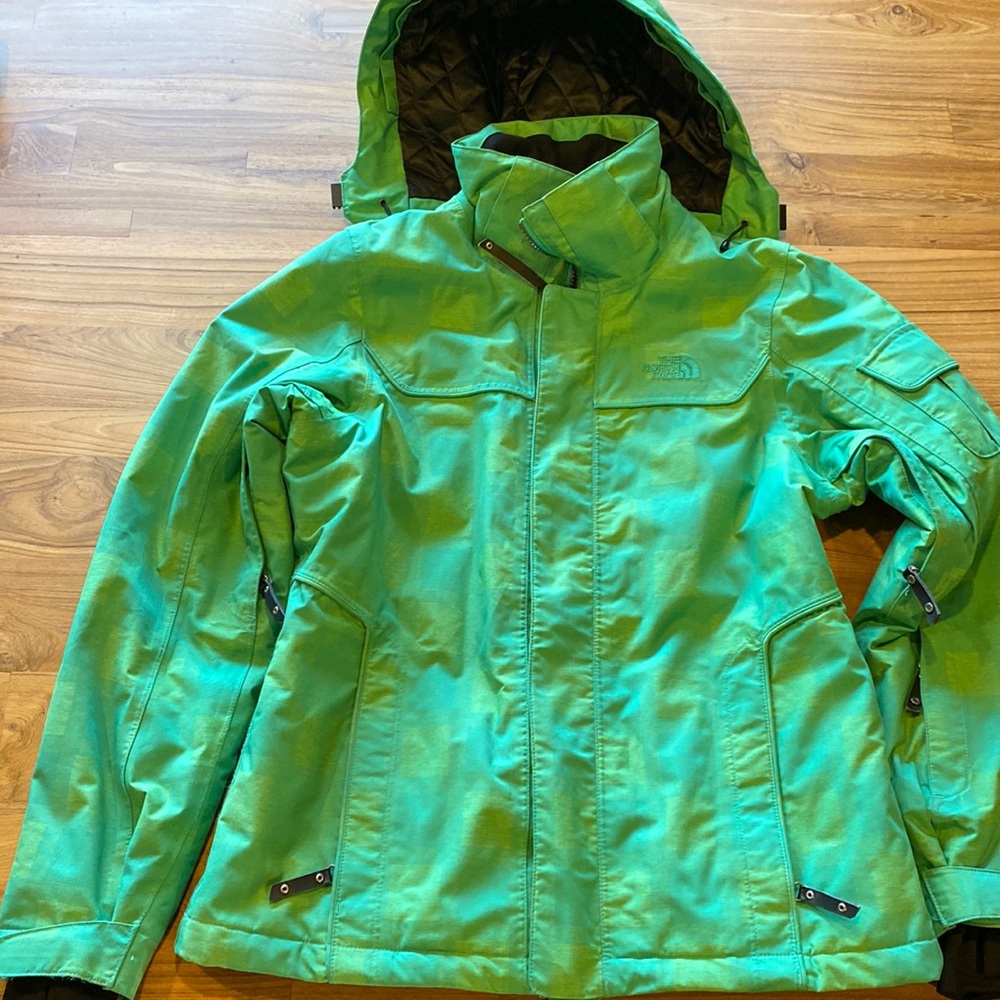 The North Face women’s small Hyvent coat